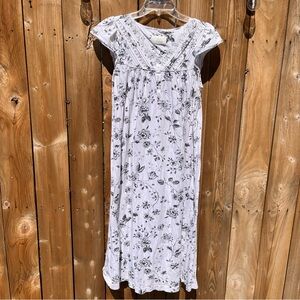 Charter Club Black and white floral night gown